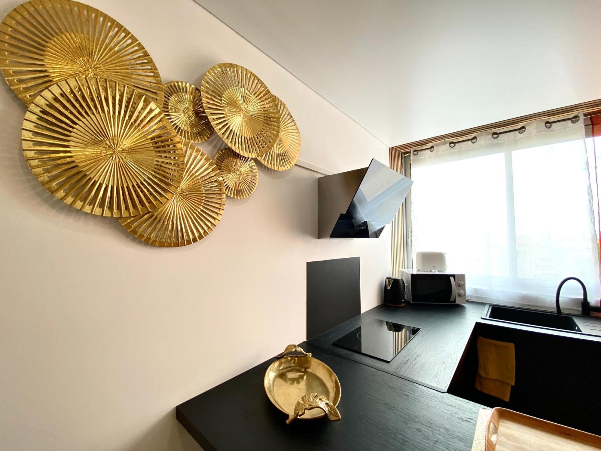Maison Du Bonheur Apartment Нарбон Екстериор снимка